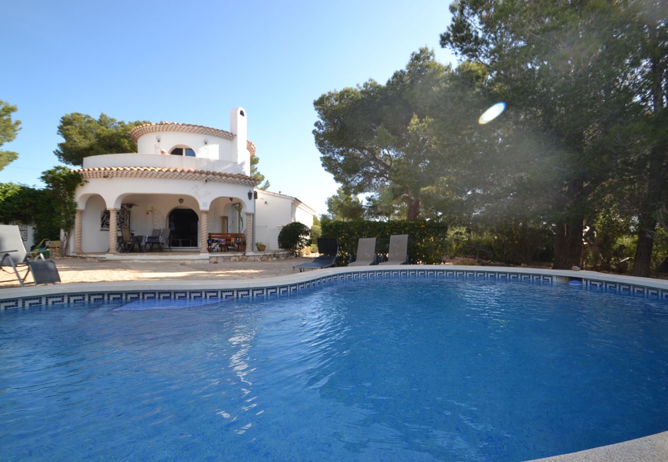 Villa en Ametlla de Mar - Villa Clovis:Piscina privada,jardín 800m2-Cerca calas-A/C,Wifi,Ropa gratis