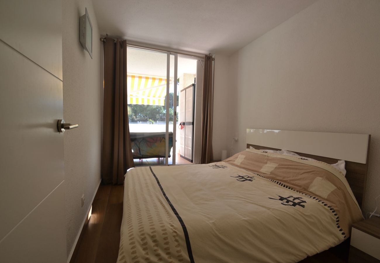 Apartamento en Salou - Catalunya 12:Terraza 60m2-Cerca playas-Centro Salou-Piscinas,deportes,juegos-Wifi,ropa incluidos