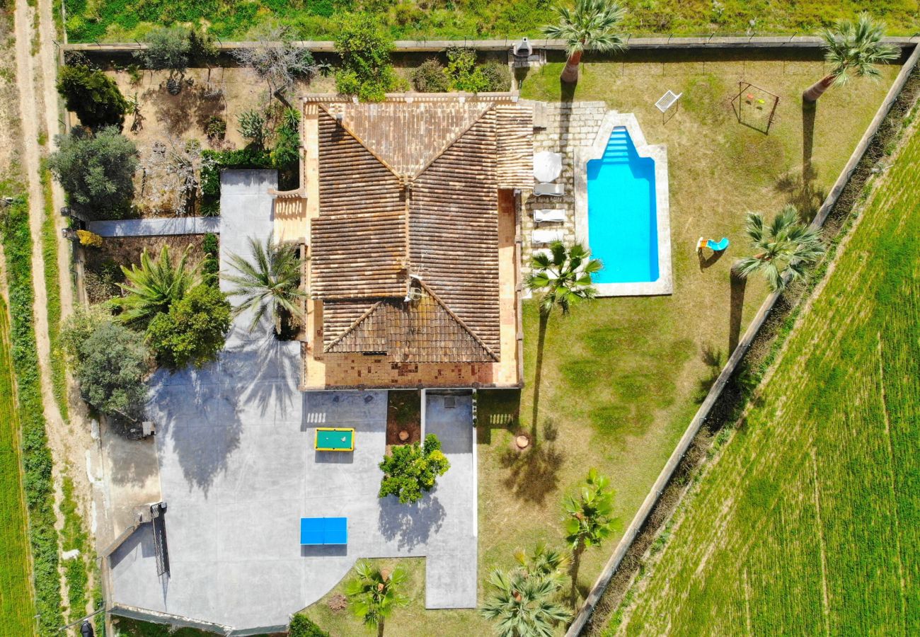 Finca en Sa Pobla - Can Mussol 040 magnifica villa con piscina privada, gran jardín, zona infantil, billar, ping pong y WiFi