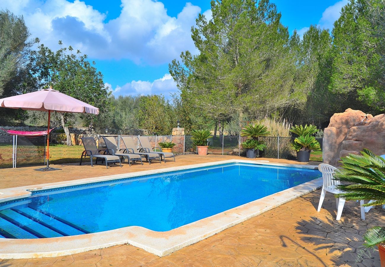 Finca en Llubi - Son Rossignol Villa mallorquina con piscina en una zona tranquila 062