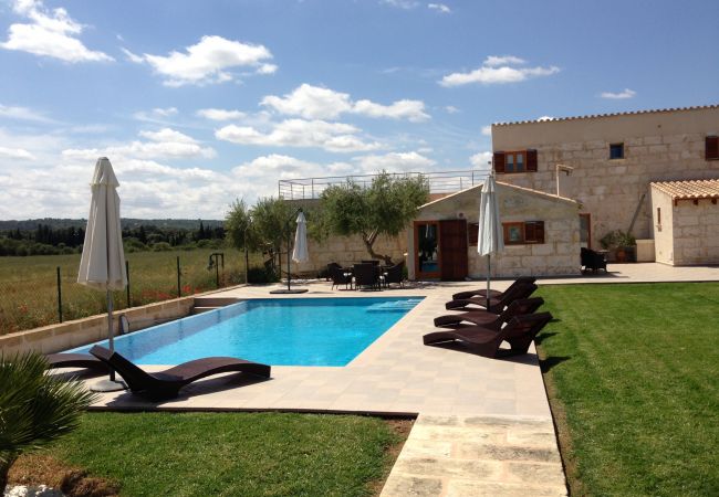 Finca en Muro - Vinagrella 158 magnífica finca con piscina privada, gran jardín, aire acondicionado y barbacoa