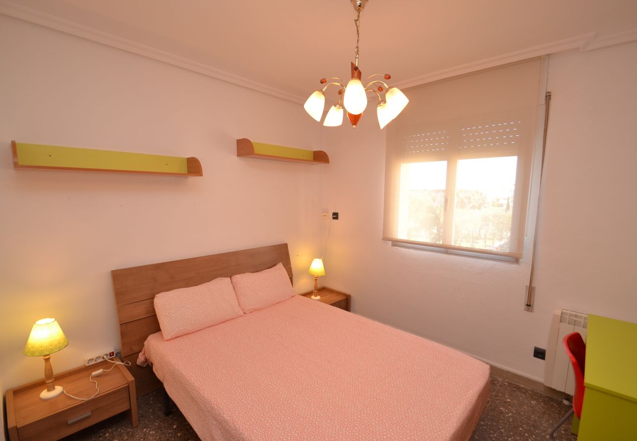 Apartamento en Salou - Salourhin:Cerca playa y centro-3piscinas-Wifi,A/C,parking,ropa gratis