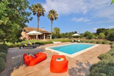 Casa vacacional, jardín, piscina, hamacas, vacaciones, Mallorca
