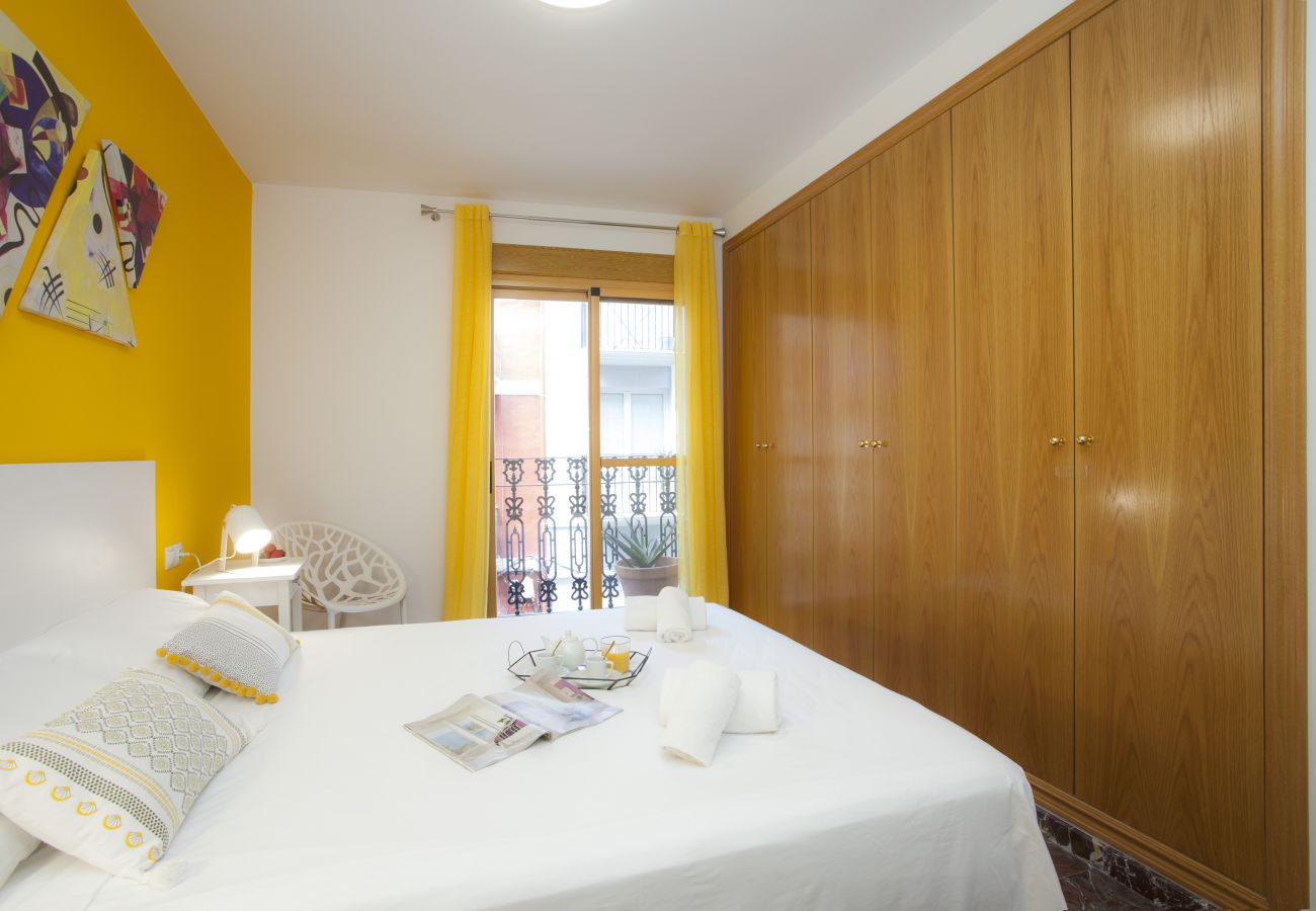 Apartamento en Valencia - Apartamento con terraza en Ruzafa