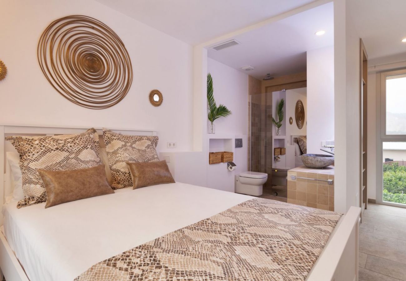 Villa en Palma de Mallorca - Villa de Lujo ”Rainbow” 12 Dormitorios y 12 Baños