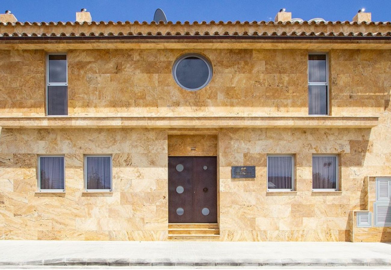 Villa en Palma de Mallorca - Villa de Lujo ”Rainbow” 12 Dormitorios y 12 Baños