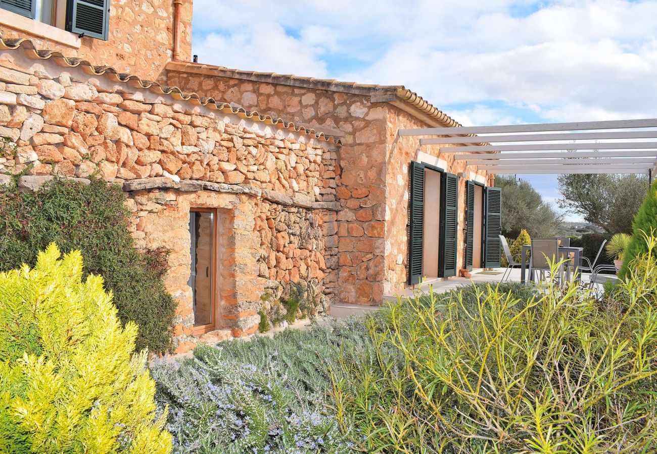 Villa en Ses Salines - Can Xesquet Camí de Morell 169 maravillosa finca con piscina privada, terraza, aire acondicionado y WiFi
