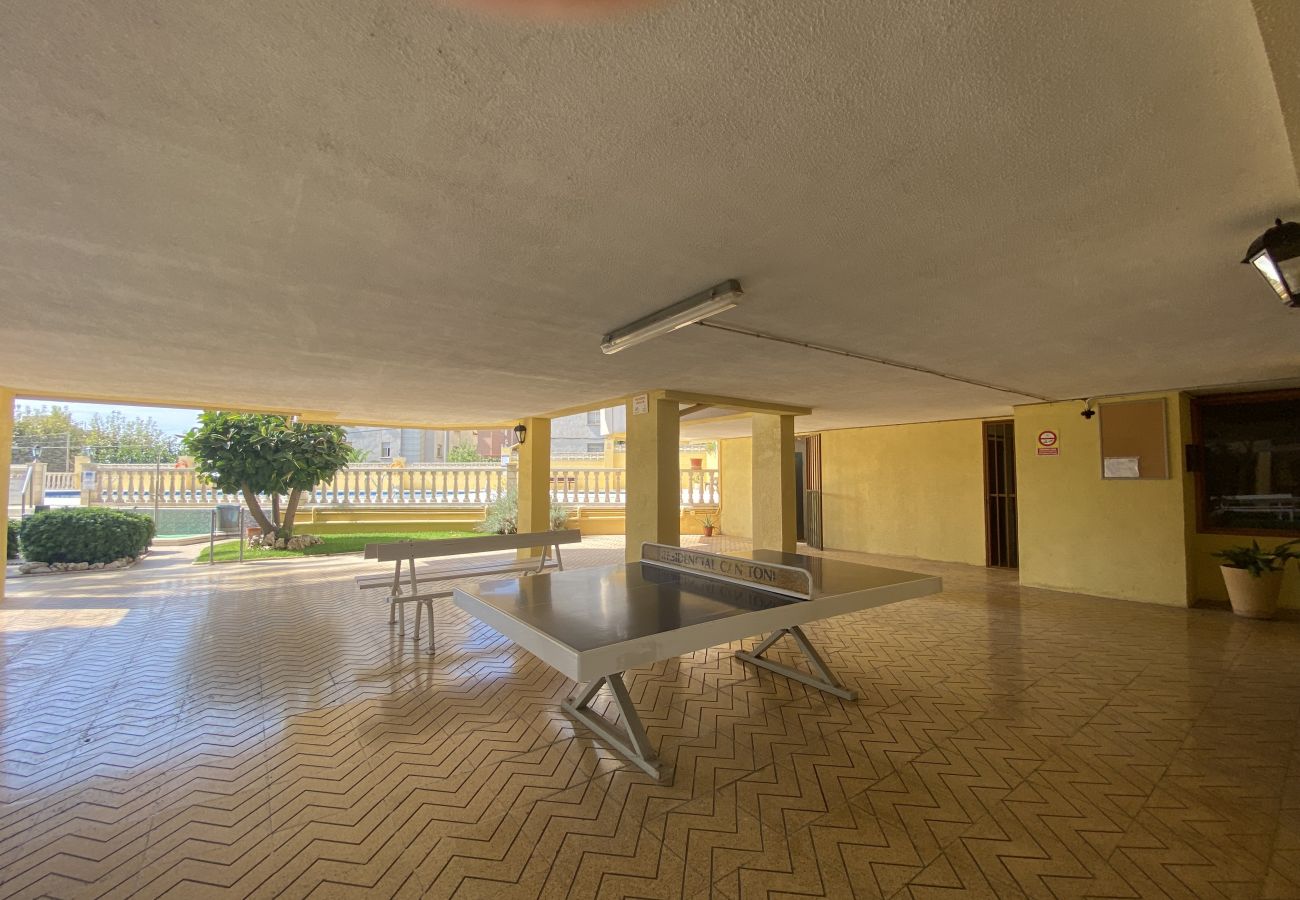 Apartamento en Cunit - R124 Apartamento con piscina y zona deportiva