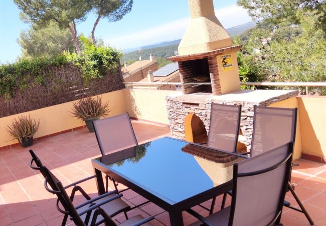 Casa adosada en Tarragona - TH39 Gran casa con jardín privado y terraza con barbacoa en Tamarit