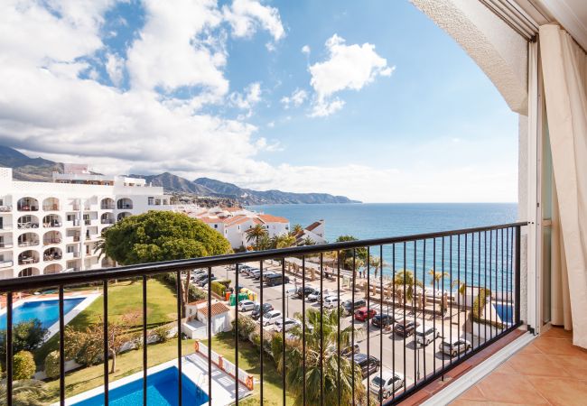  in Nerja - Modern apartment in Carabeo building on the 5th floor Ref 127