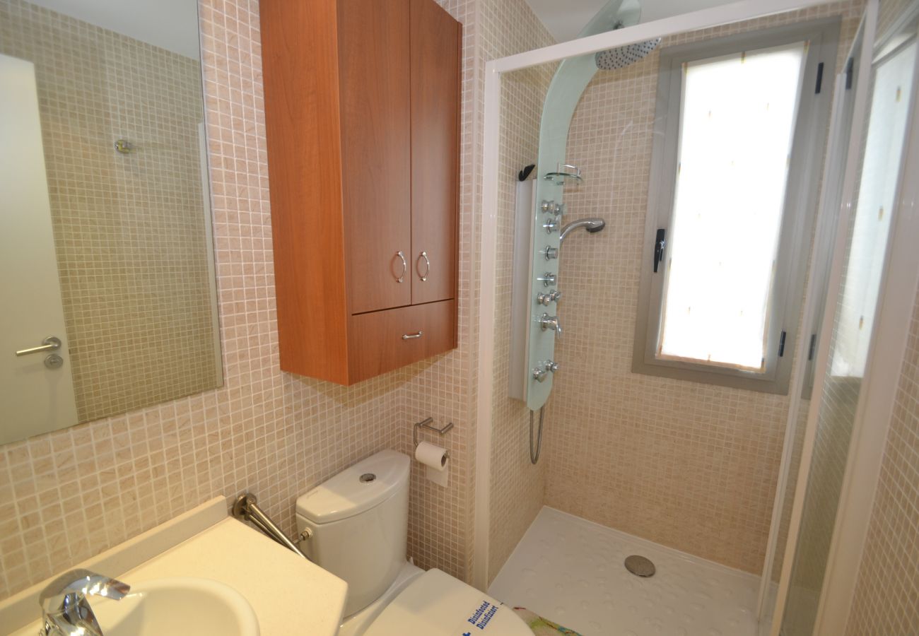 Apartment in Salou - Tramontana:10000m2 garden with pools-Free Fully air-conditioned & Wifi-Near beach and center La Pineda 