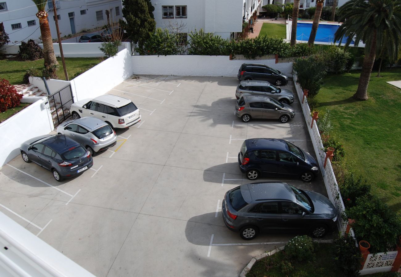 Apartment in Nerja - Spacious modern 3 bedroom apartment with sea views Ref 500