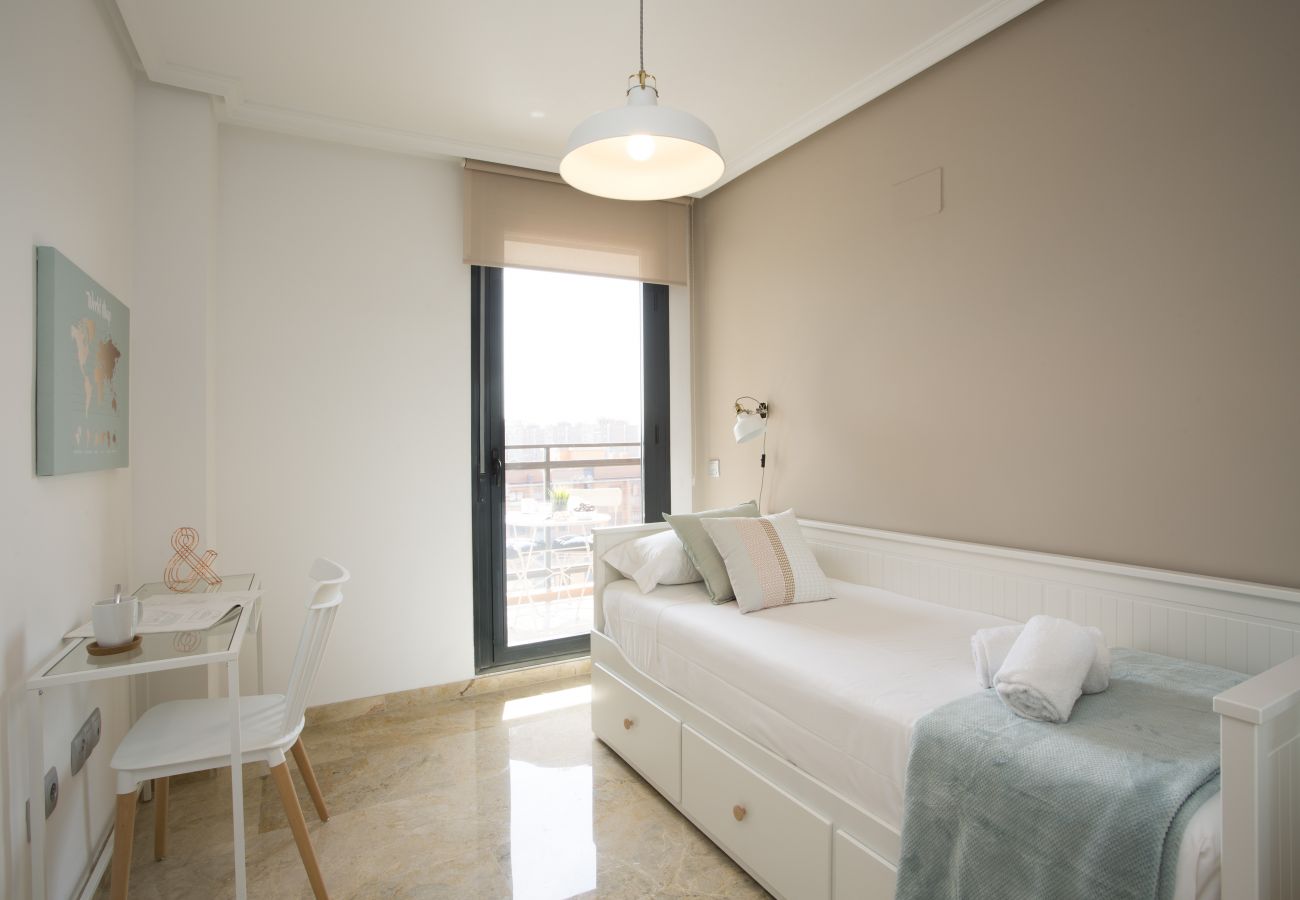 Apartment in Valencia / València - Opera