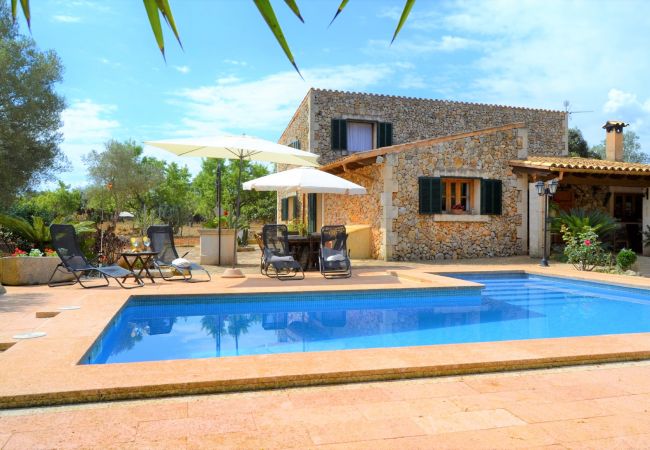 Country house in Llubi - Sa Rota de Son Ramon 132 fantastic finca with private pool, barbecue, billiards, terrace and WiFi