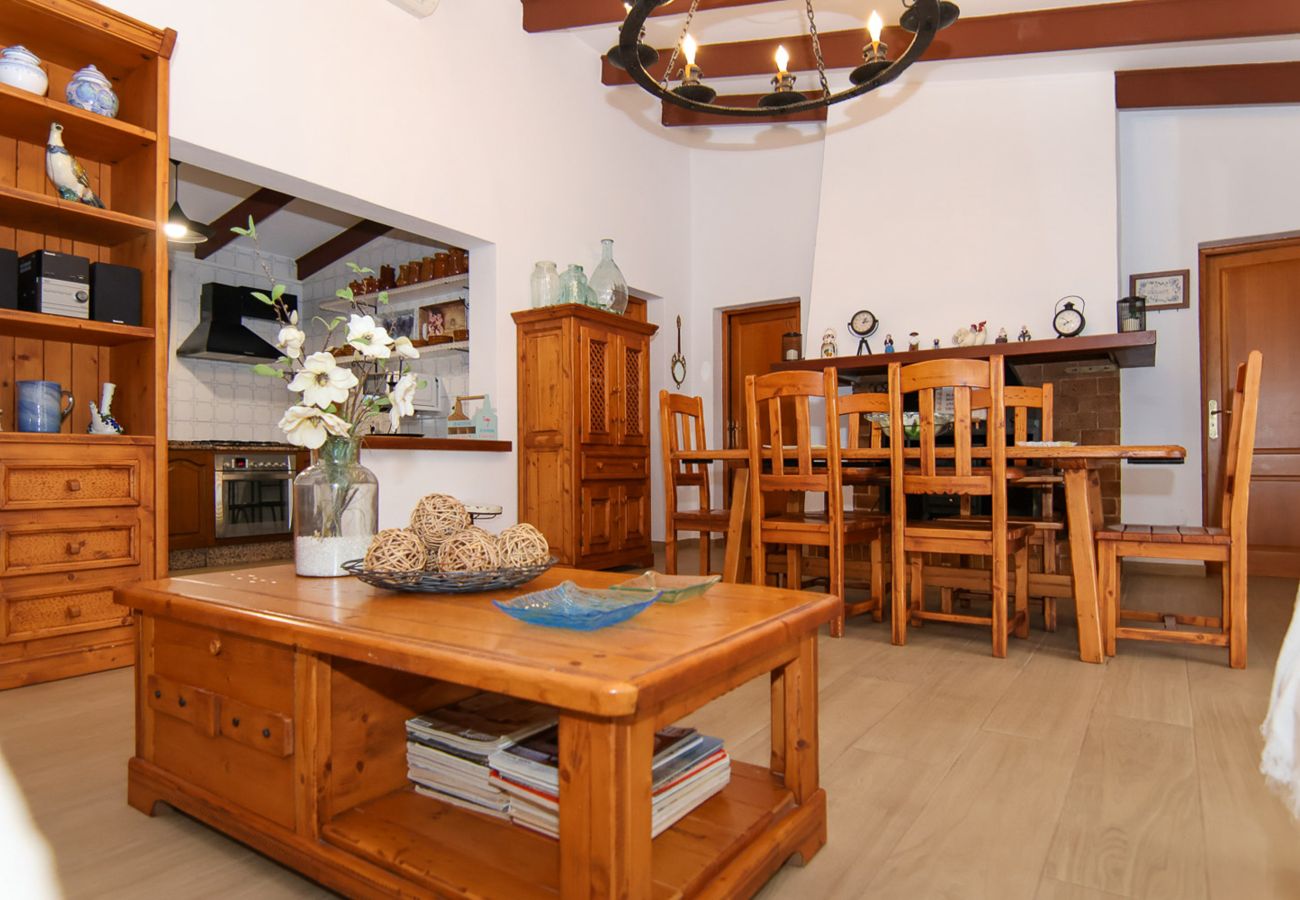 Country house in Inca - Tramuntana 171 fantastic villa with private pool, terrace, air-conditioning and WiFi