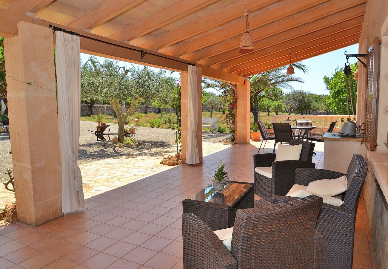 Country house in Santa Margalida - Sa Caseta de Son Morro 230 magnificent finca with private pool, terrace and air-conditioning