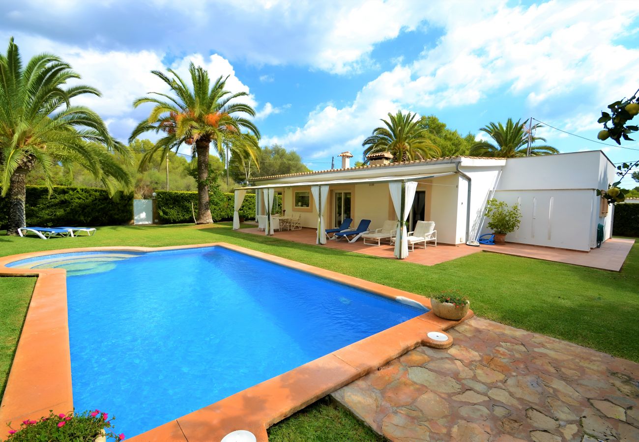 Garden, swimming pool, holidays, Majorca, peace and quiet