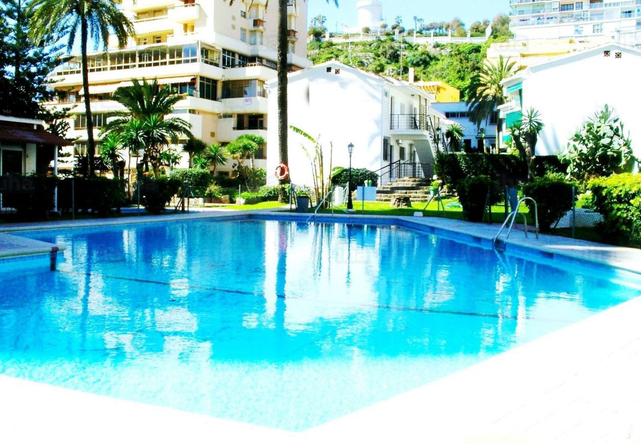 Apartment in Torremolinos - carihuela mar 2