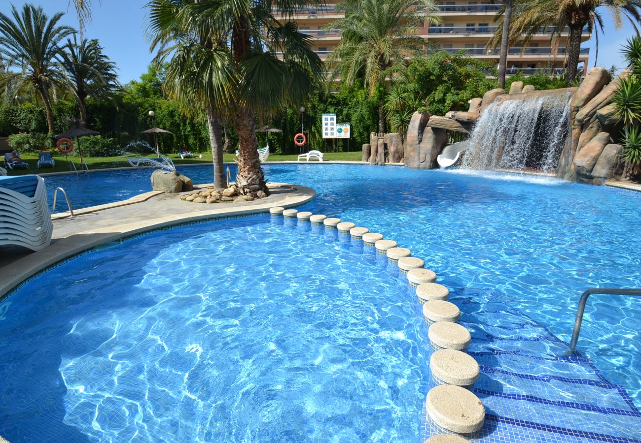 Apartment in Salou - Jardines Family 6:Salou's center-Pools-Near beaches-A/C,Wifi,Linen included