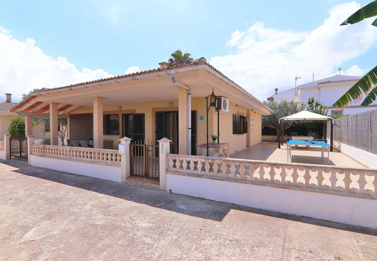 Chalet in Playa de Muro - Ca Na Coloma 145 fantastic villa with swimming pool, barbecue, billiards, ping pong and WiFi