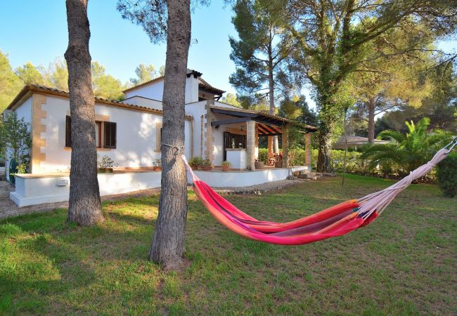 Chalet in Alcudia - Trevol 020 fantastic house with large garden and terrace, barbecue, air-conditioning and WiFi