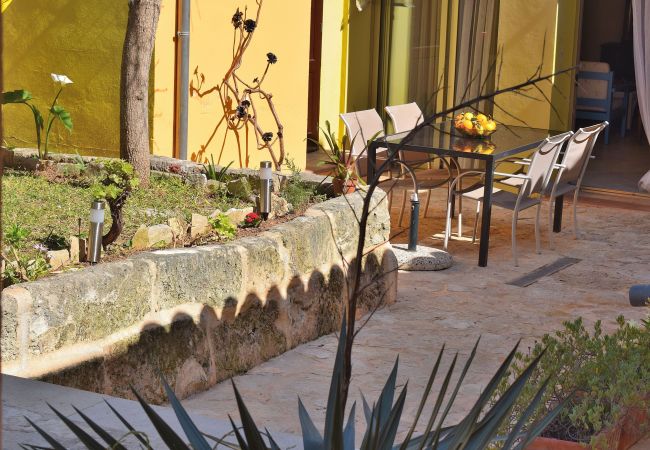 House in Muro - Townhouse 015 with private pool, garden, terrace, barbecue and WiFi