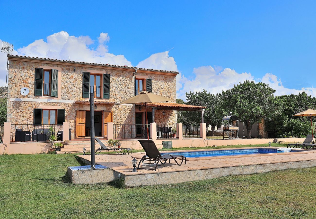 Country house in Binissalem - Sa Vinyeta 504 fantastic traditional finca with private pool, terrace, barbecue and air conditioning