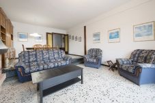 Apartment in Calafell - BFA 28 Three- bedroom apartment 20m from the beach Calafell