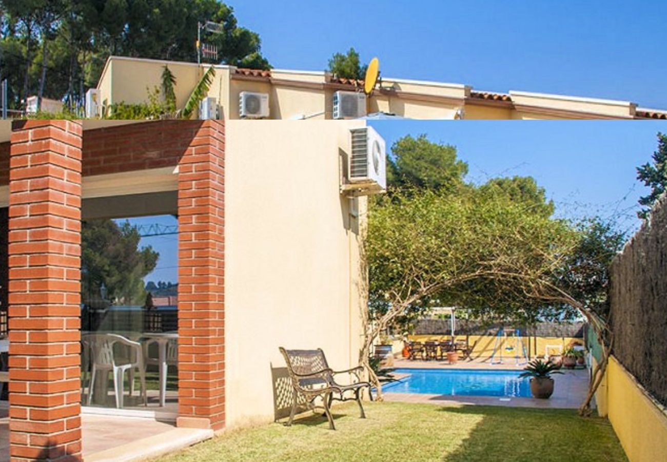 Villa in Segur de Calafell - R88 House with garden and private pool in Segur de Calafell