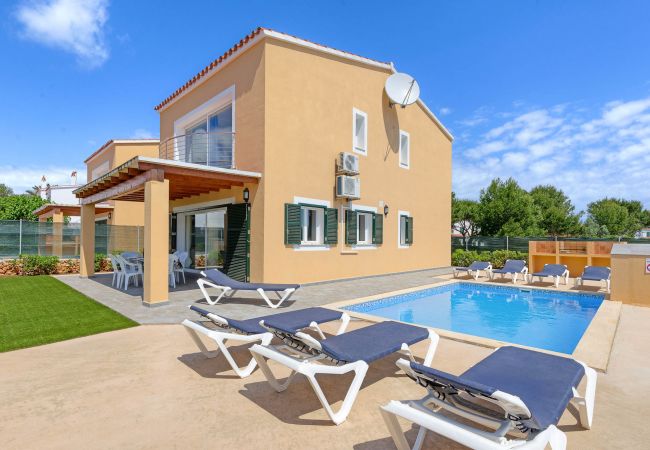 Villa/Dettached house in Arenal d´en Castell - Menorca Datil PG