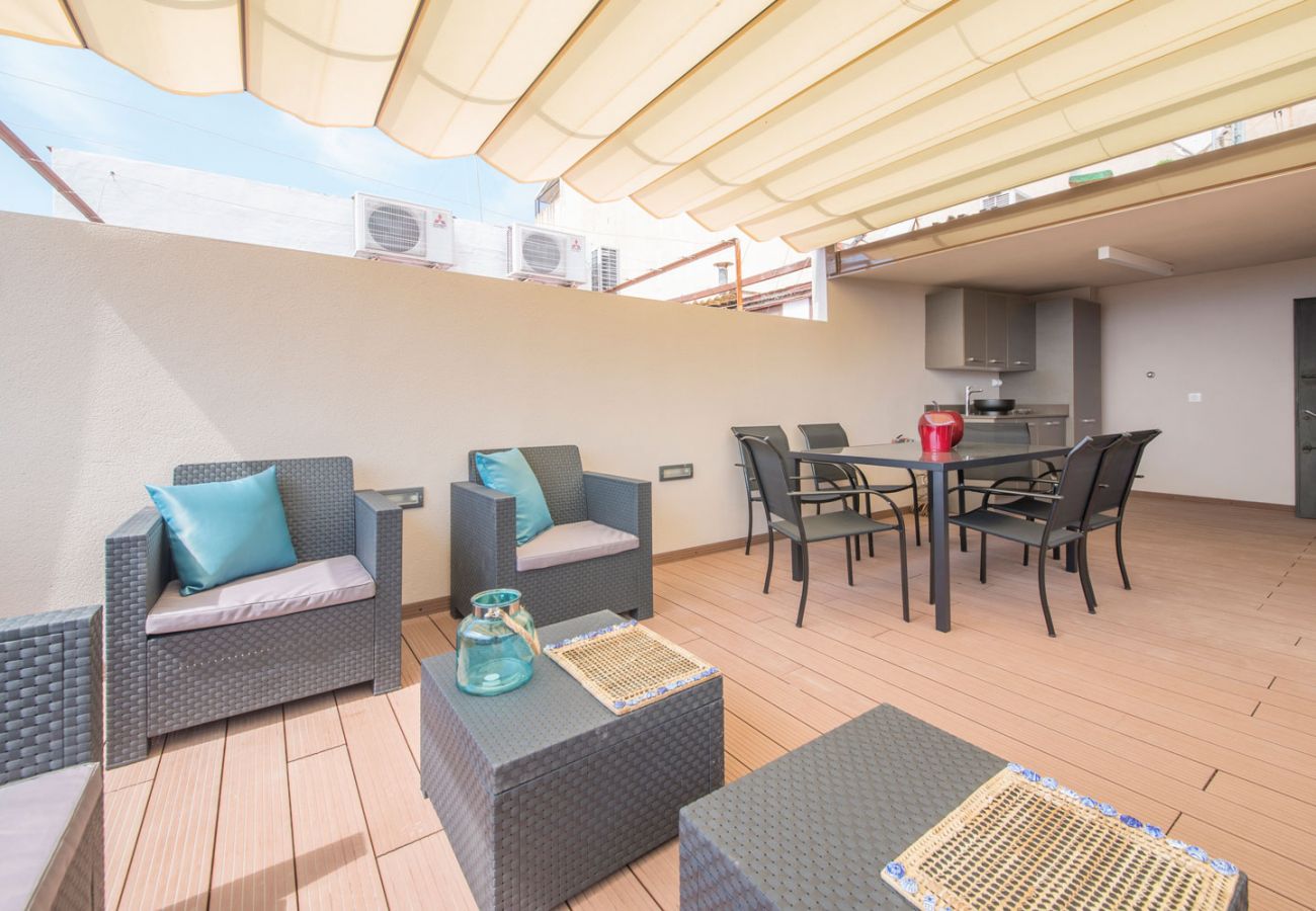 Townhouse in Tarragona - TH91 Magnificent 3 store loft with views to the Roman Circus