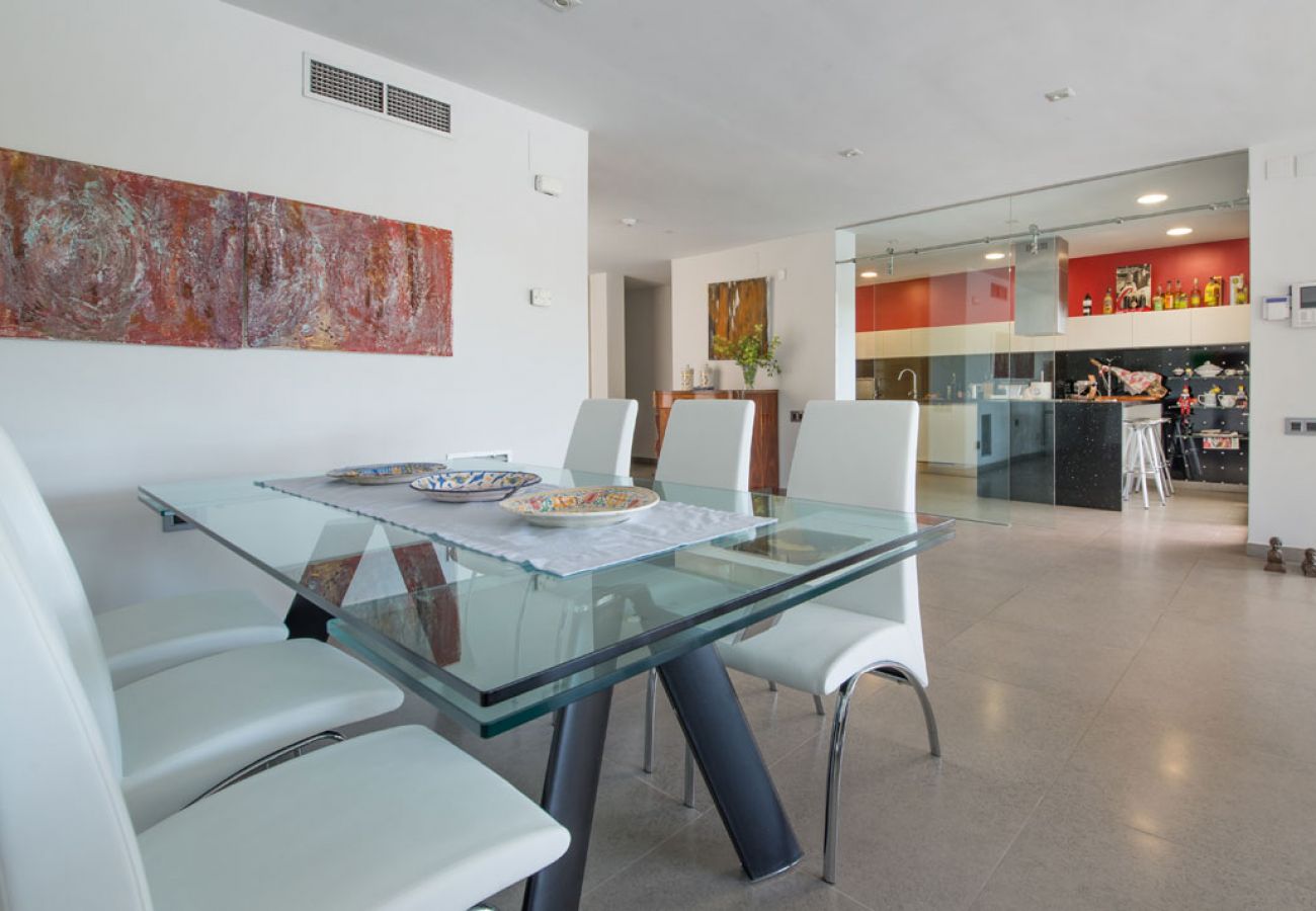 Villa/Dettached house in Tarragona - V2 Modern villa with sea vews in Tamarit