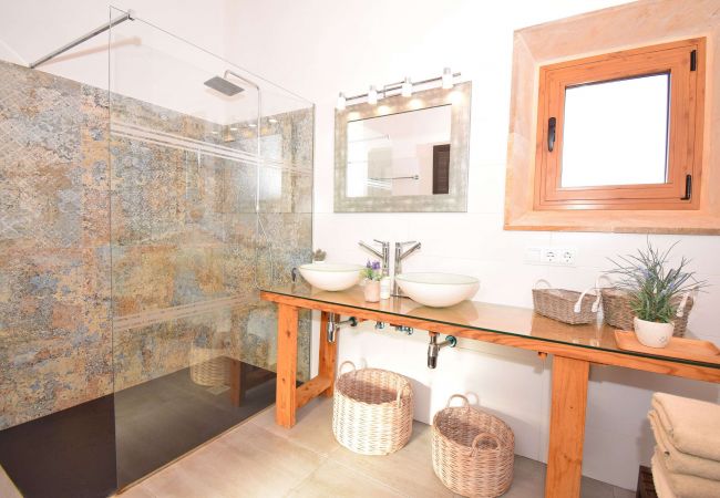 Villa in Ses Salines - Can Xesquet Comuna 168 wonderful country estate with private pool, large terrace, bicycles and WiFi