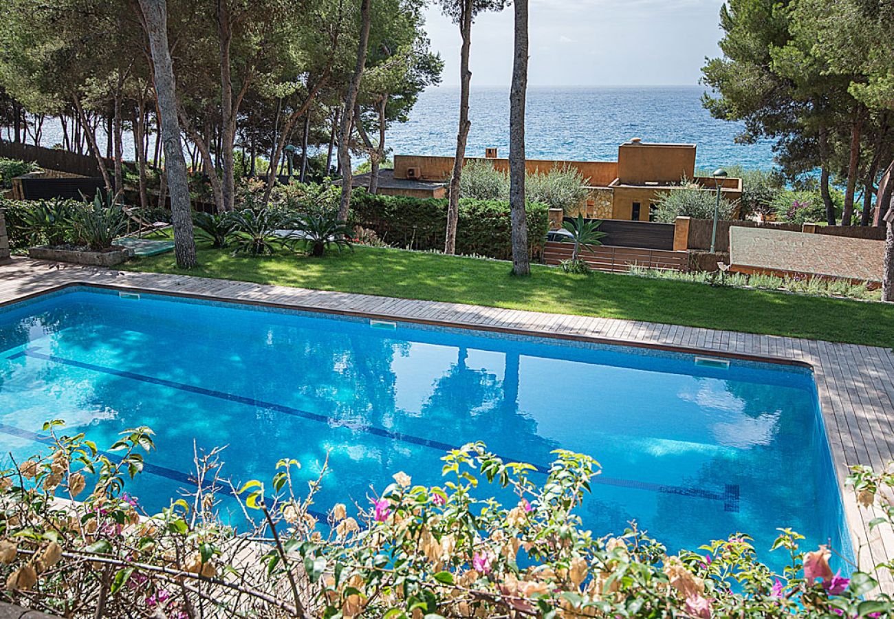 Villa/Dettached house in Tarragona - V08 Modern villa in Tamarit close to the beach