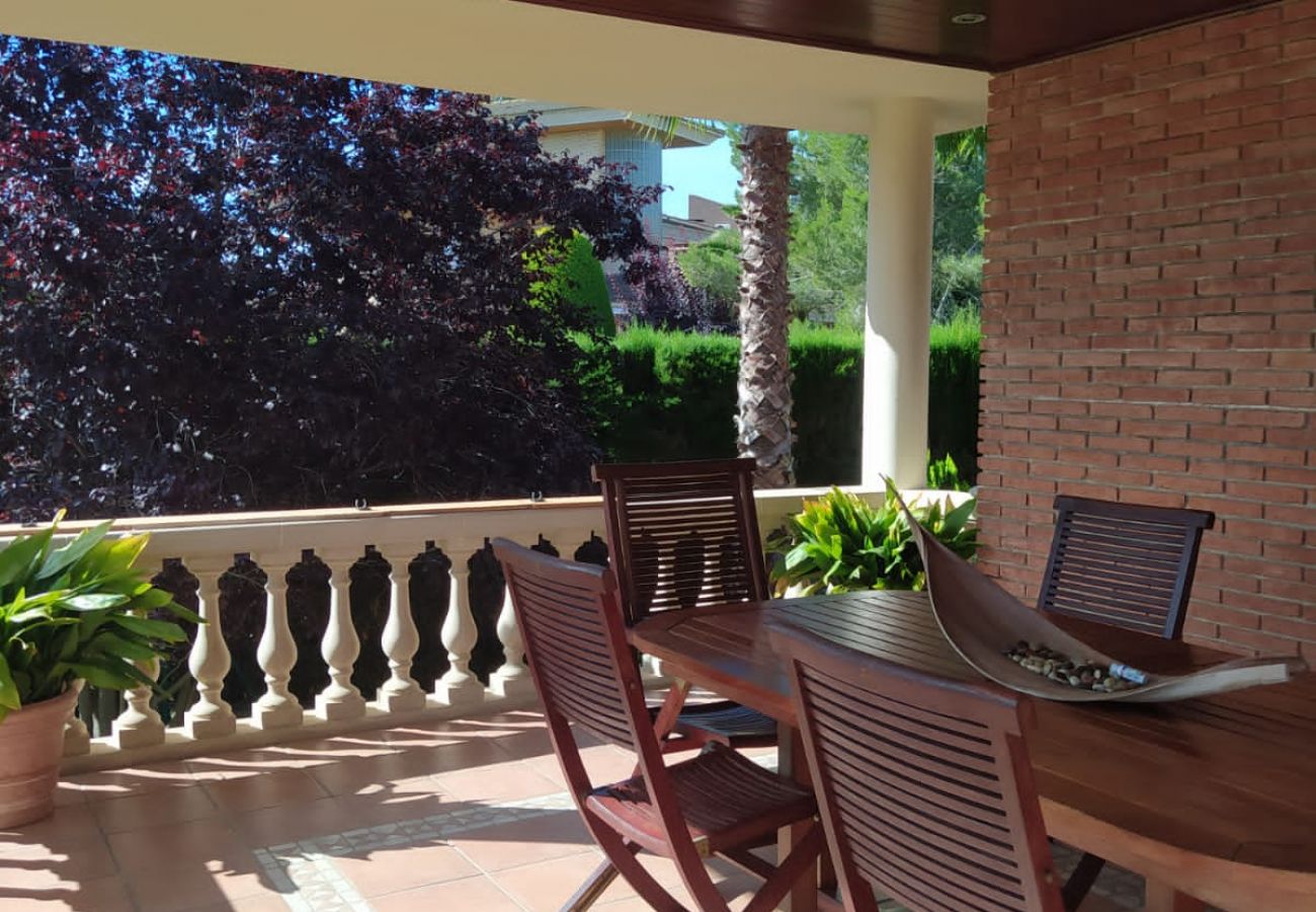 Villa in Tarragona - TH155 Villa Boscos with private pool and garden