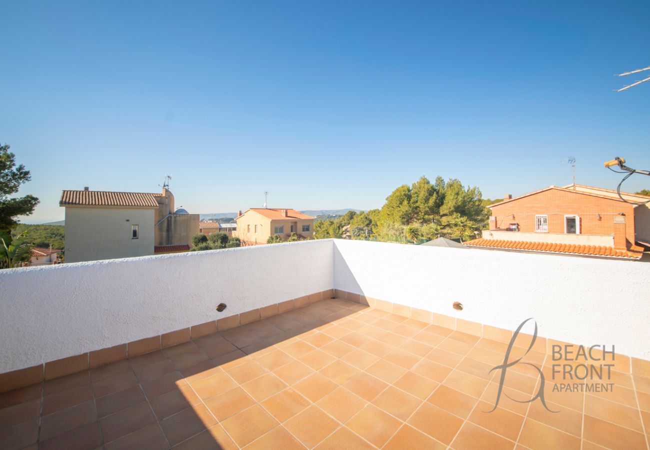 Villa in Calafell - R138 House Jessy with garden, pool and AC
