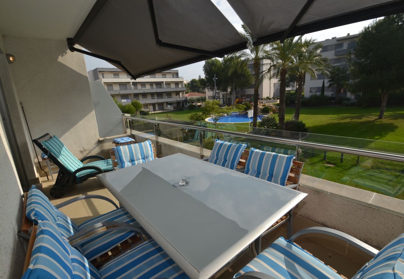 Appartement à Salou - Tramontana:Jardin 10000m2 avec piscines-Entièrement climatisé et Wifi inclus-Près de la plage et centre La Pineda