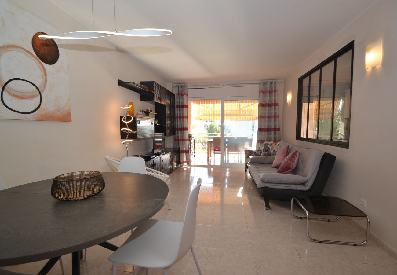 Appartement à Salou - Pinamar:2Terrasses,70m2 solarium-Piscine-Proche plage,centre,clim,parking,satellite inclus