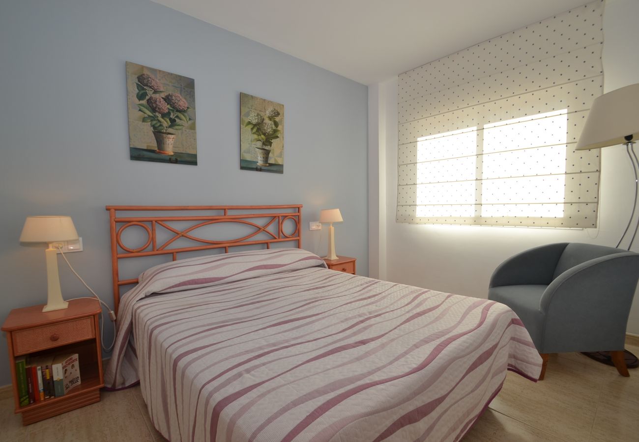 Appartement à Salou - Montserrada 3: 450m Plage La Pineda-Vues Piscine-Wifi,parking,clim,linge gratuit