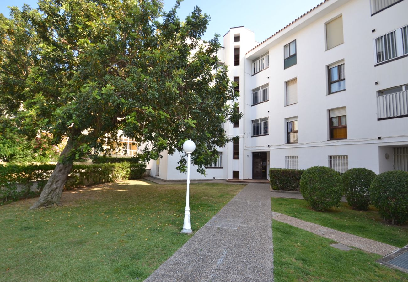 Appartement à Hospitalet de L´Infant - Geminis:Terrasse avec joli vue mer-1ère ligne plage-Clim,wifi,linge,parking inclus