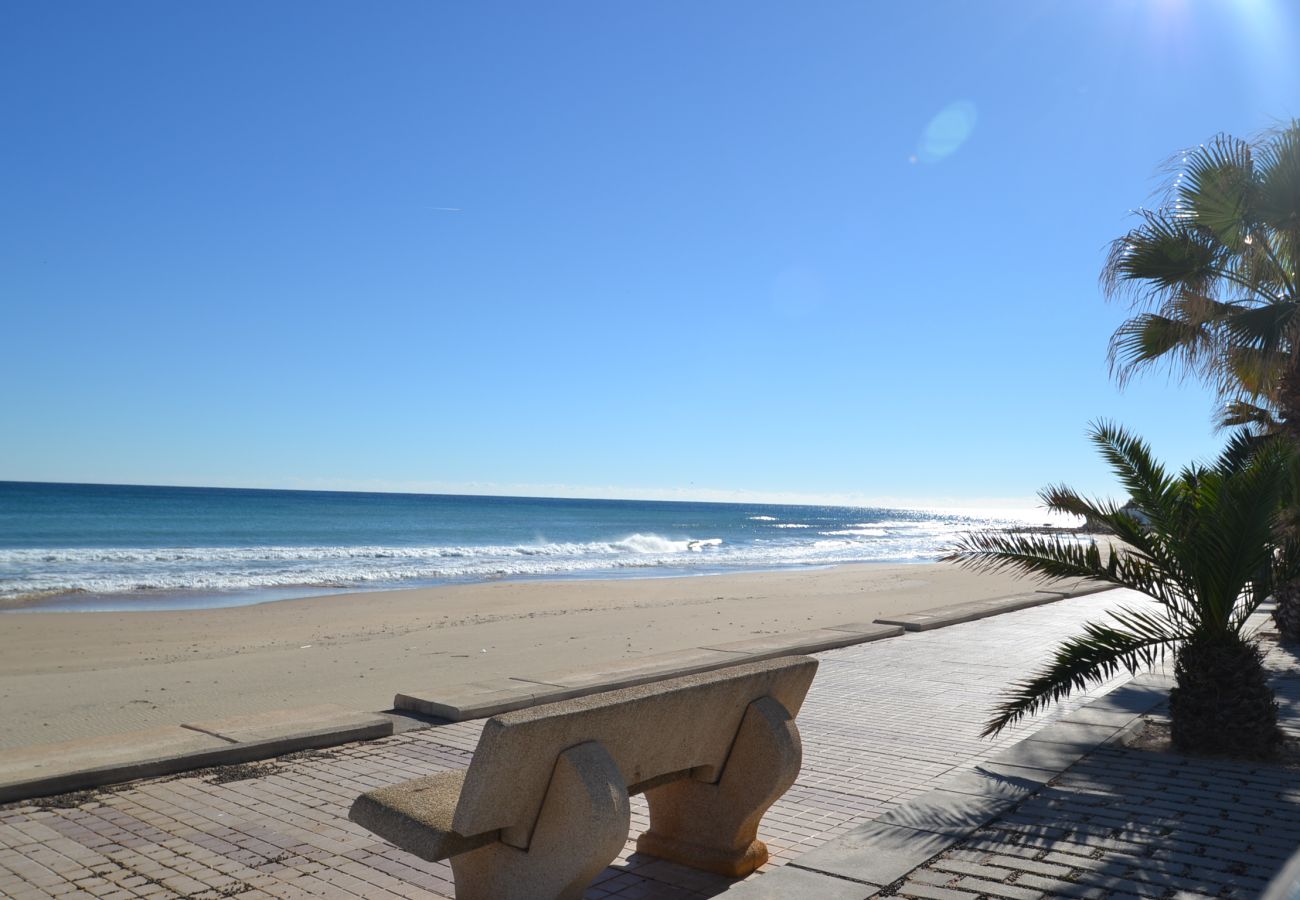 Villa à Ametlla de Mar - Villa Calafat 7:Piscine privée-Barbecue-Proche plage-Wifi,linge gratuit