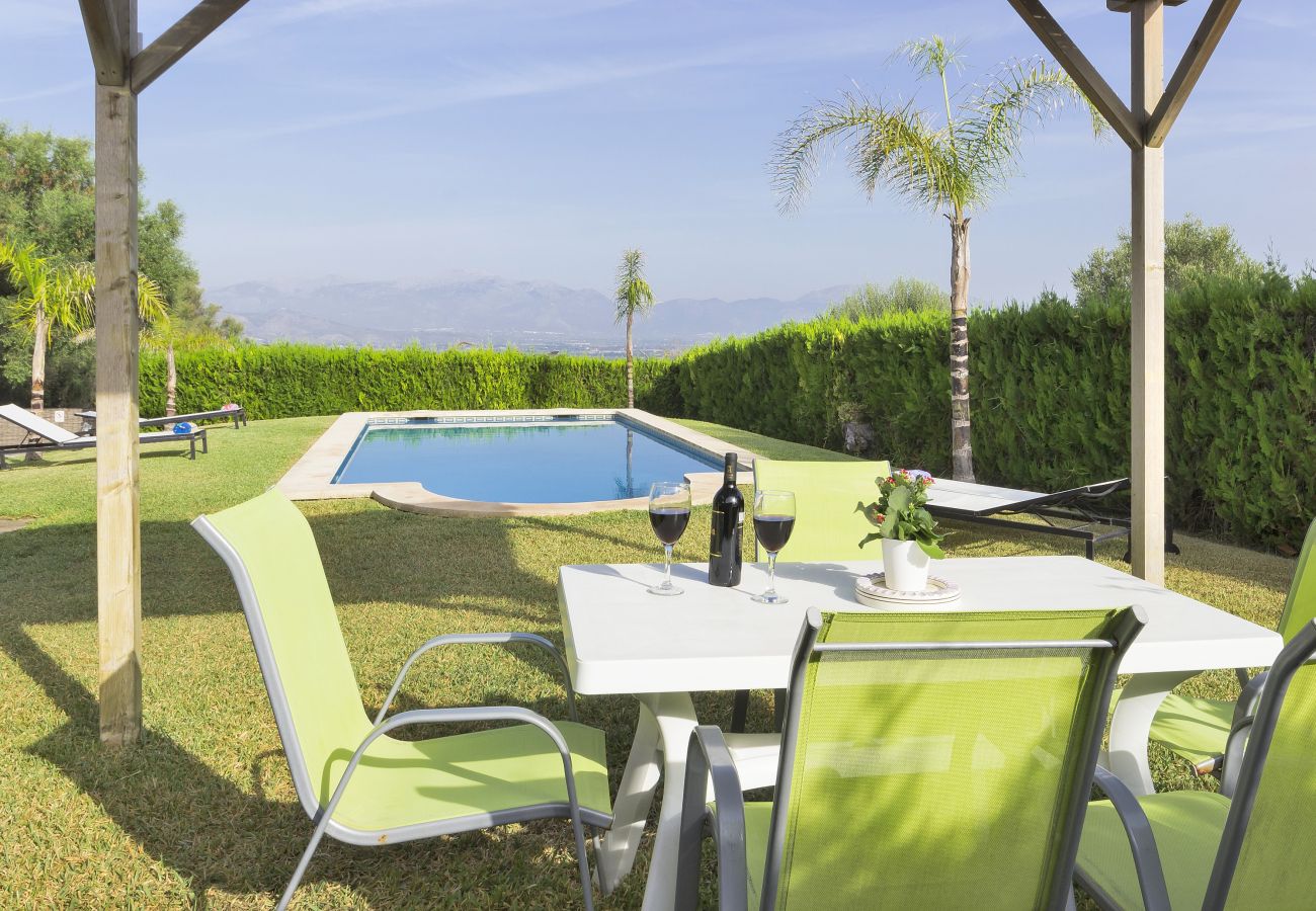 Domaine à Llubi - Son Burguet spectaculaire finca traditionnelle, avec piscine privée, grand jardin, terrasse et barbecue.
