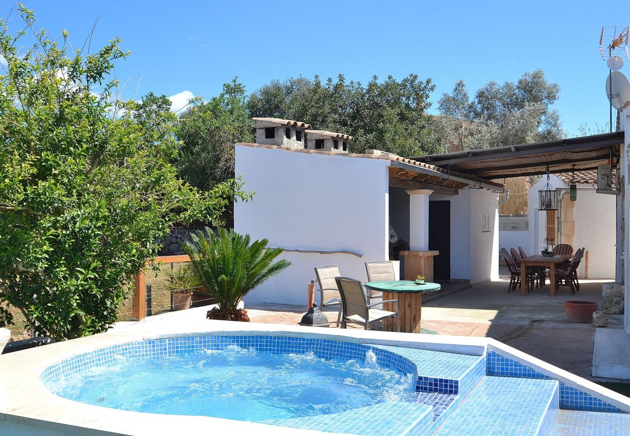 Domaine à Muro - Villa Can Butxaqui près de la mer avec jacuzzi et piscine 160