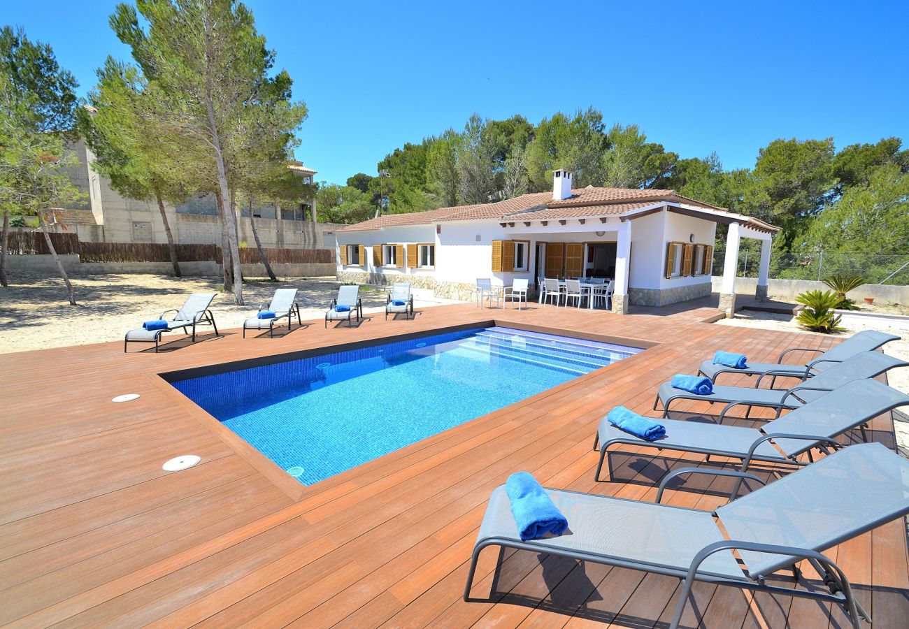 À partir de 100 € par jour, vous pouvez louer votre villa à Majorque. 