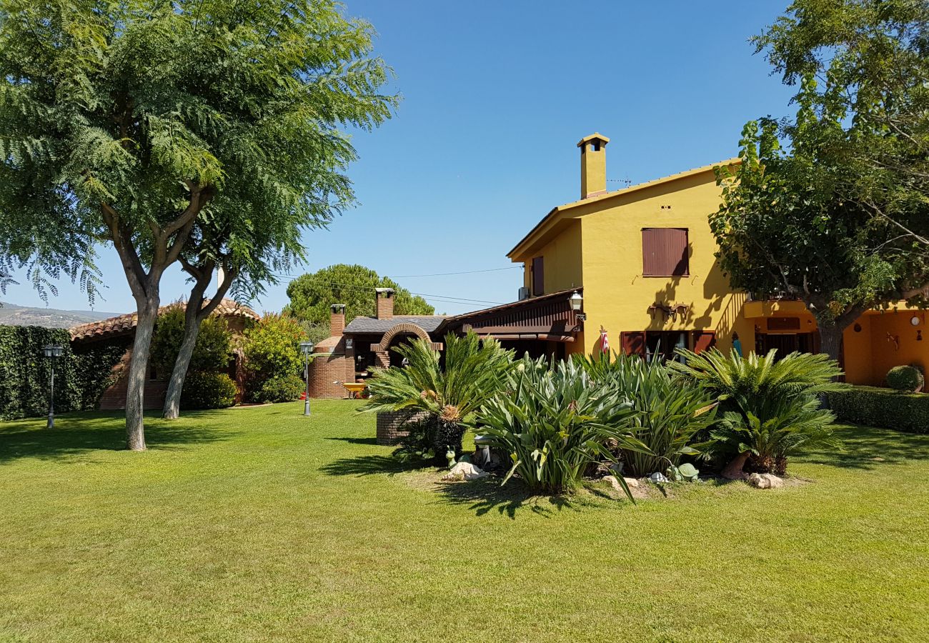Villa à Selva del Camp - Mas Aling:3.600m2 Mas avec piscine,jardins-Accès facile plages-Wifi,Clim,Parking,Linge gratuit