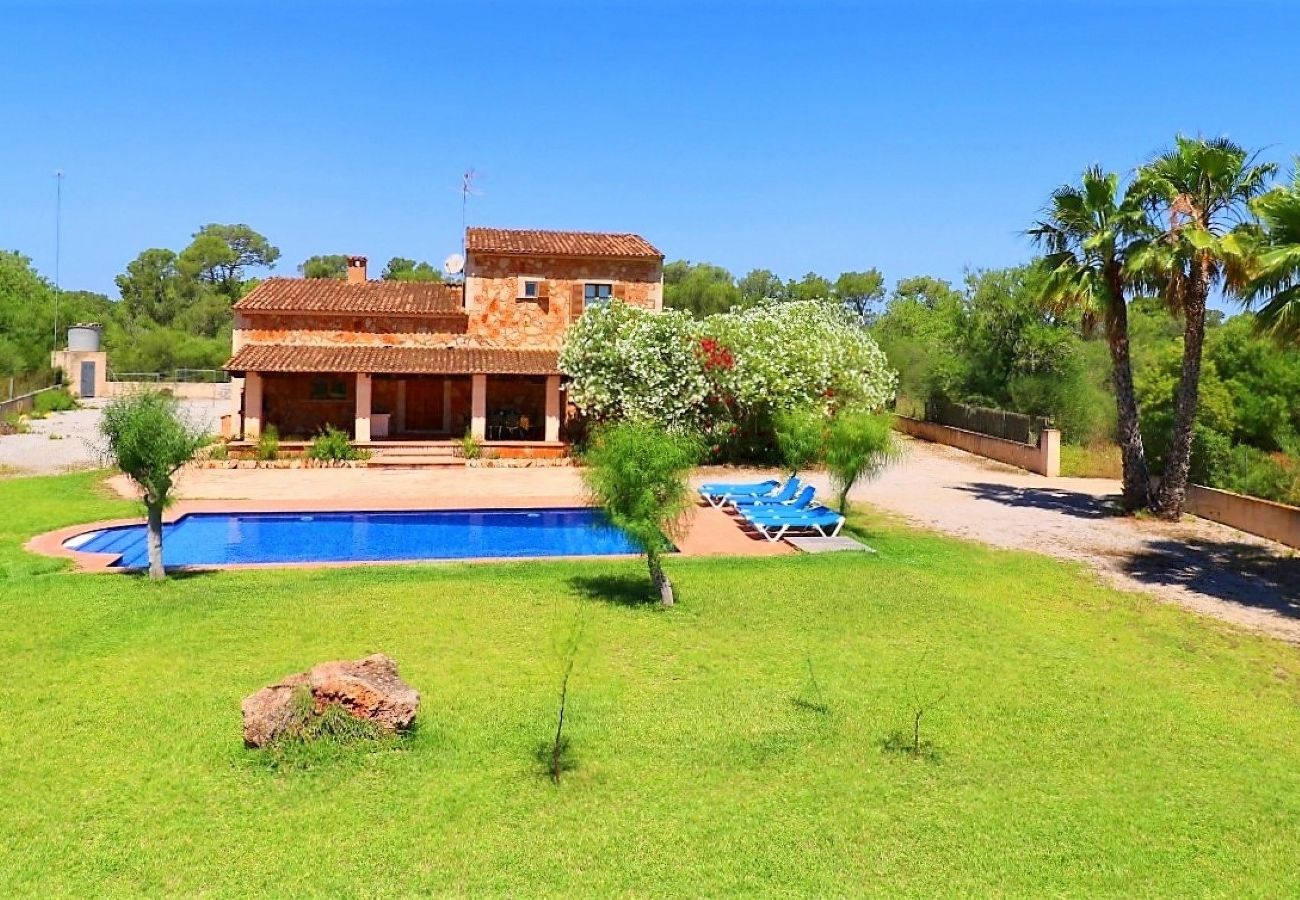 Domaine à Campos - Can Toni 403 finca traditionnelle avec piscine privée, climatisation, grand jardin et WiFi