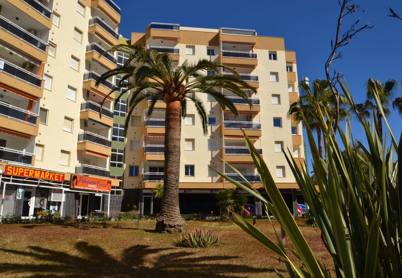 Appartement à Salou - Salourhin:Proche plage et centre Salou-3piscines-Wifi,clim,parking,linge
