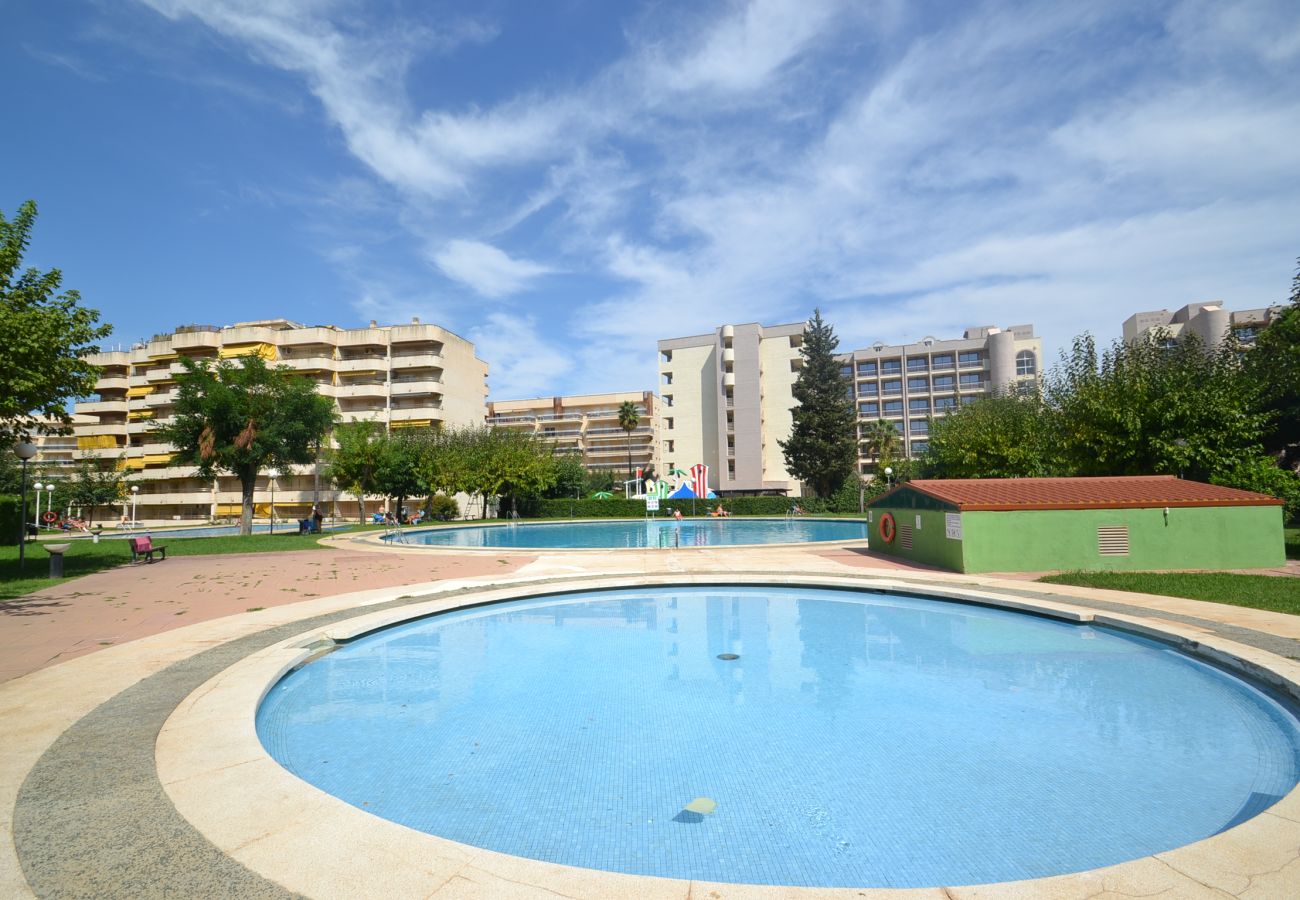 Appartement à Salou - Salourhin:Proche plage et centre Salou-3piscines-Wifi,clim,parking,linge