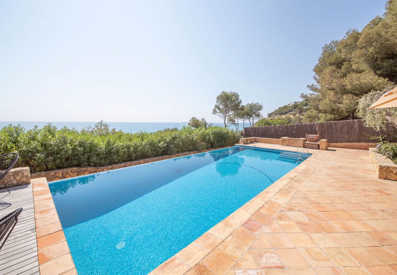Villa à Tarragone - TH112 Magnifique villa en première ligne avec vue panoramique