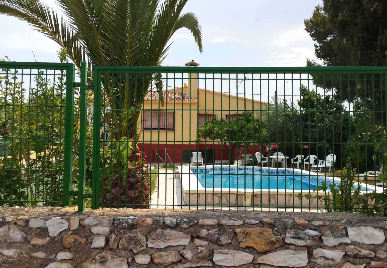 Villa à Ametlla de Mar - Villa Ametlla 24:Piscine privée sécurisée-Jardin et Barbecue-Proche Plages Las 3 Calas